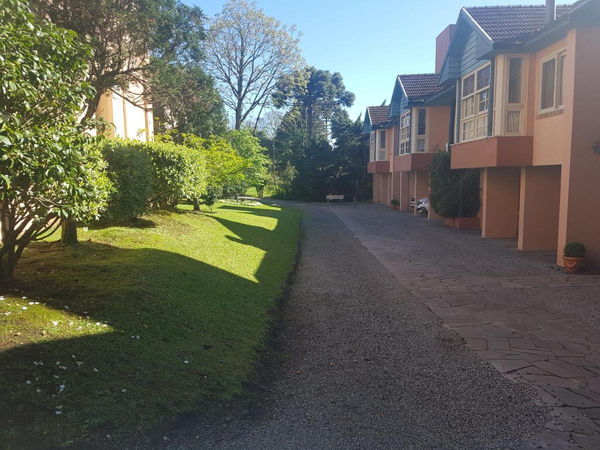 Confortavel Apartamento Proximo Ao Lago Negro Apartment Gramado Exterior foto